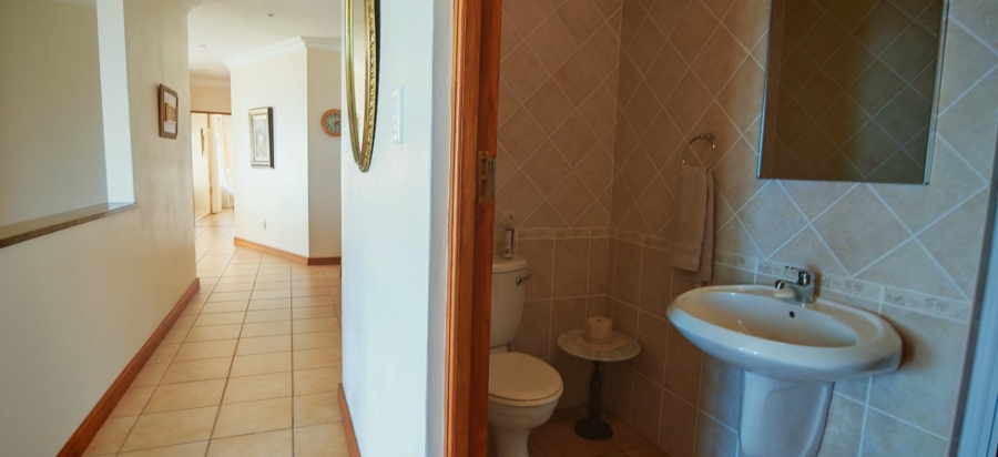 3 Bedroom Property for Sale in Dana Bay Western Cape